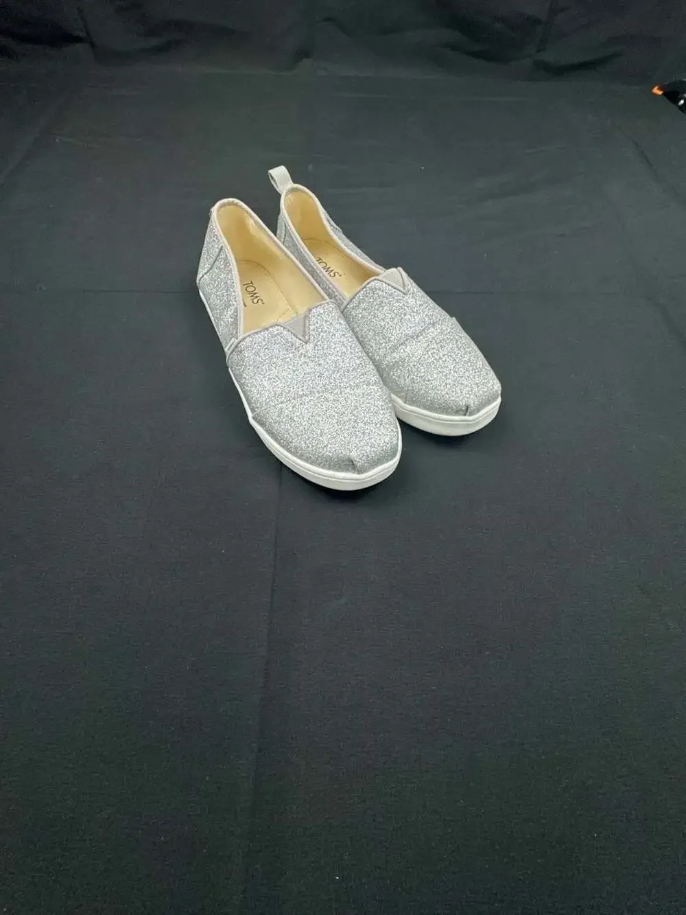 Toms Alpargata Size Y 6 Silver Glitter Slip-On Shoes